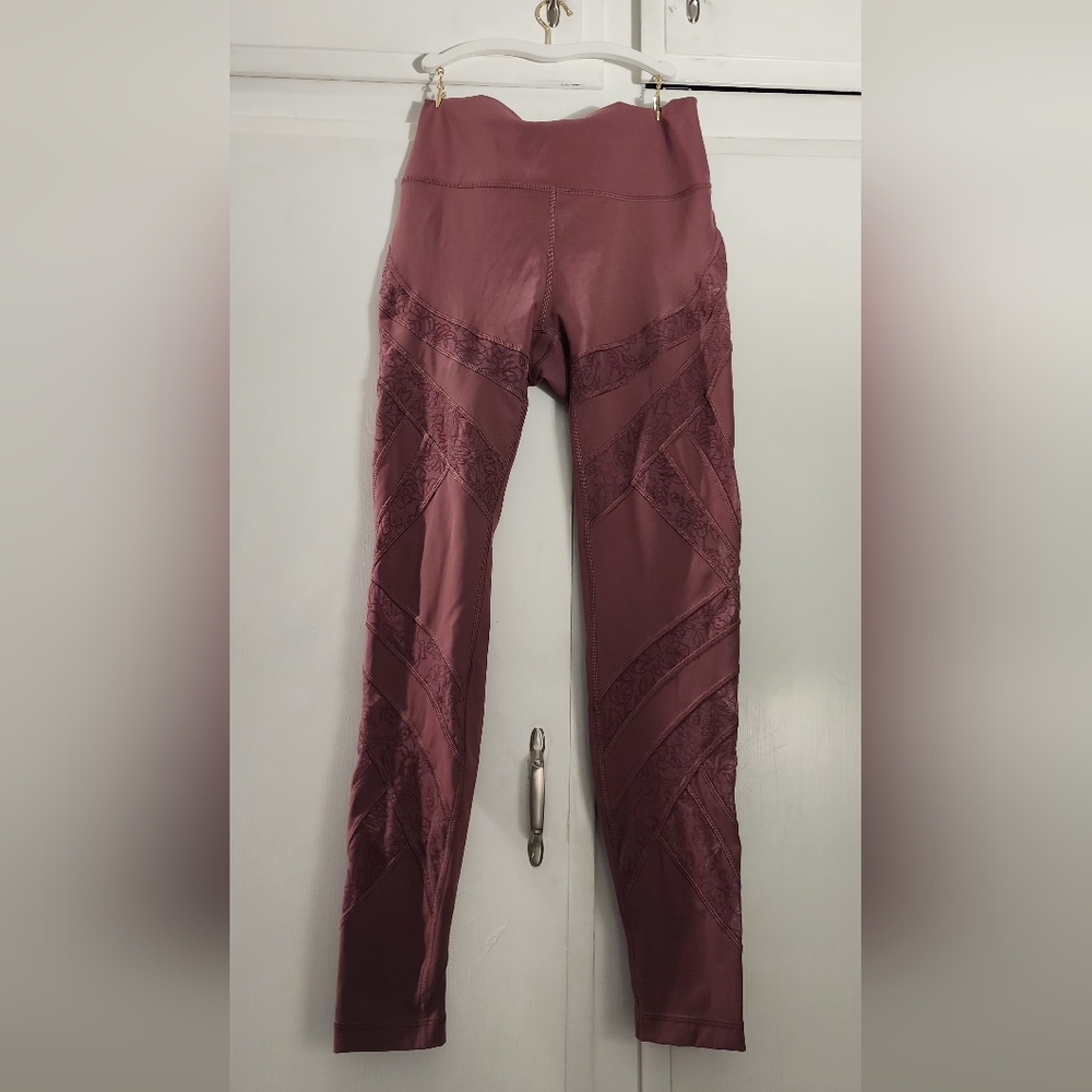 Lululemon Athletica Mauve Leggings